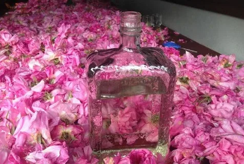 تصویر 1 از قیمت خرید عرق گلاب سه آتیشه + فروش ویژه